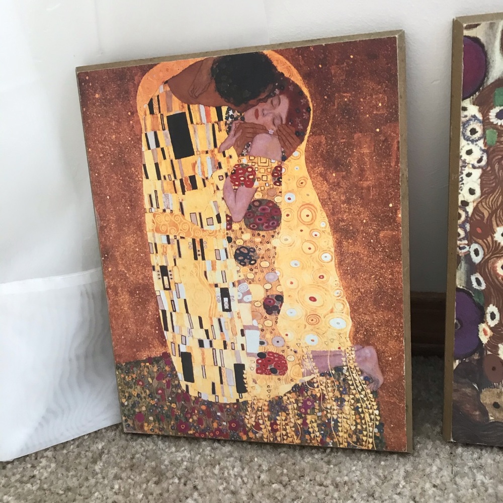 Gustav Klimt The Kiss Wall Art